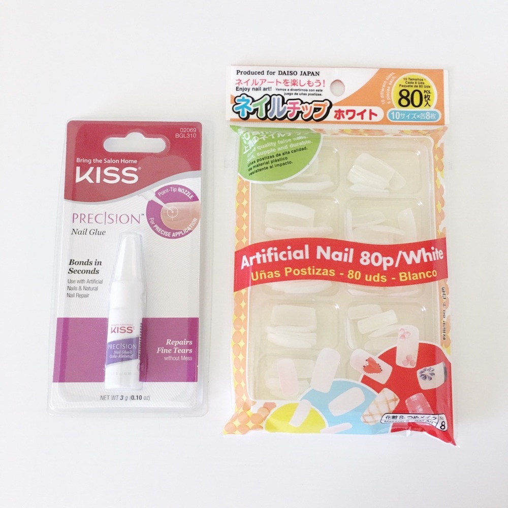 NEW Artificial Nails and Glue Bundle